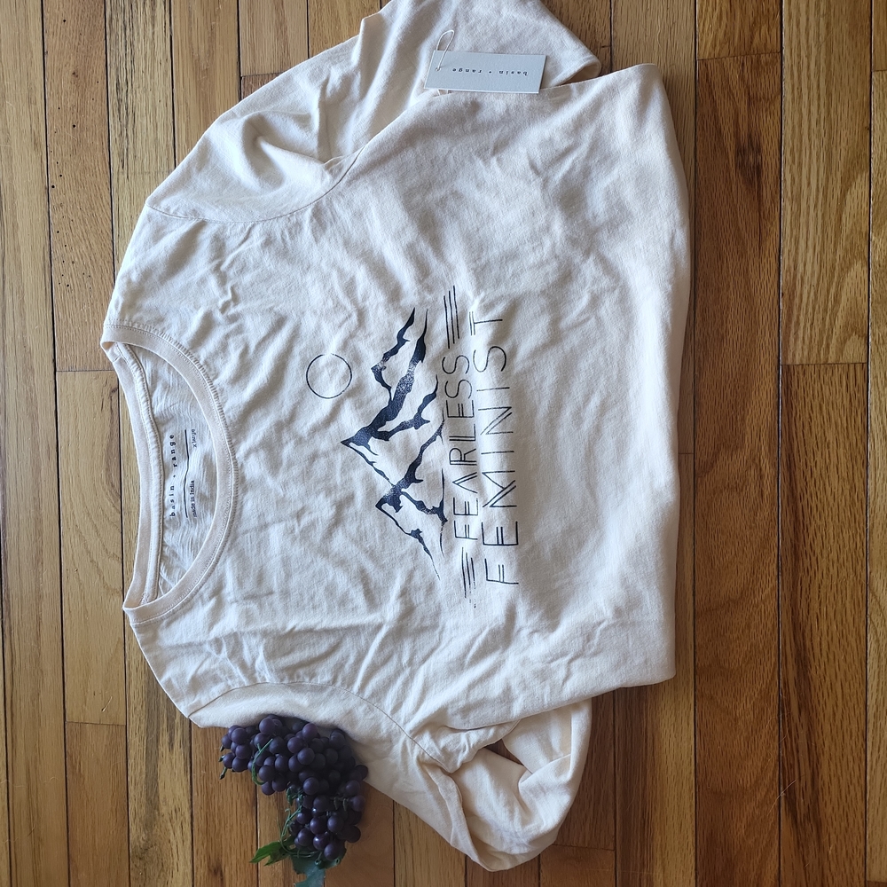 NWT basin & range Long Sleeve crew neck
